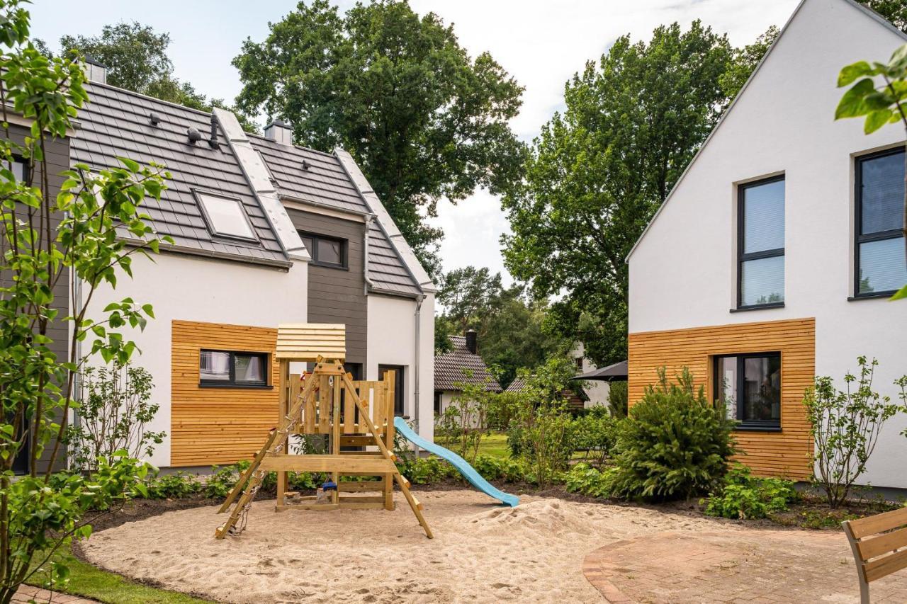 Haus Schlehe -Domizil Am Ostseewald Цингст Екстериор снимка